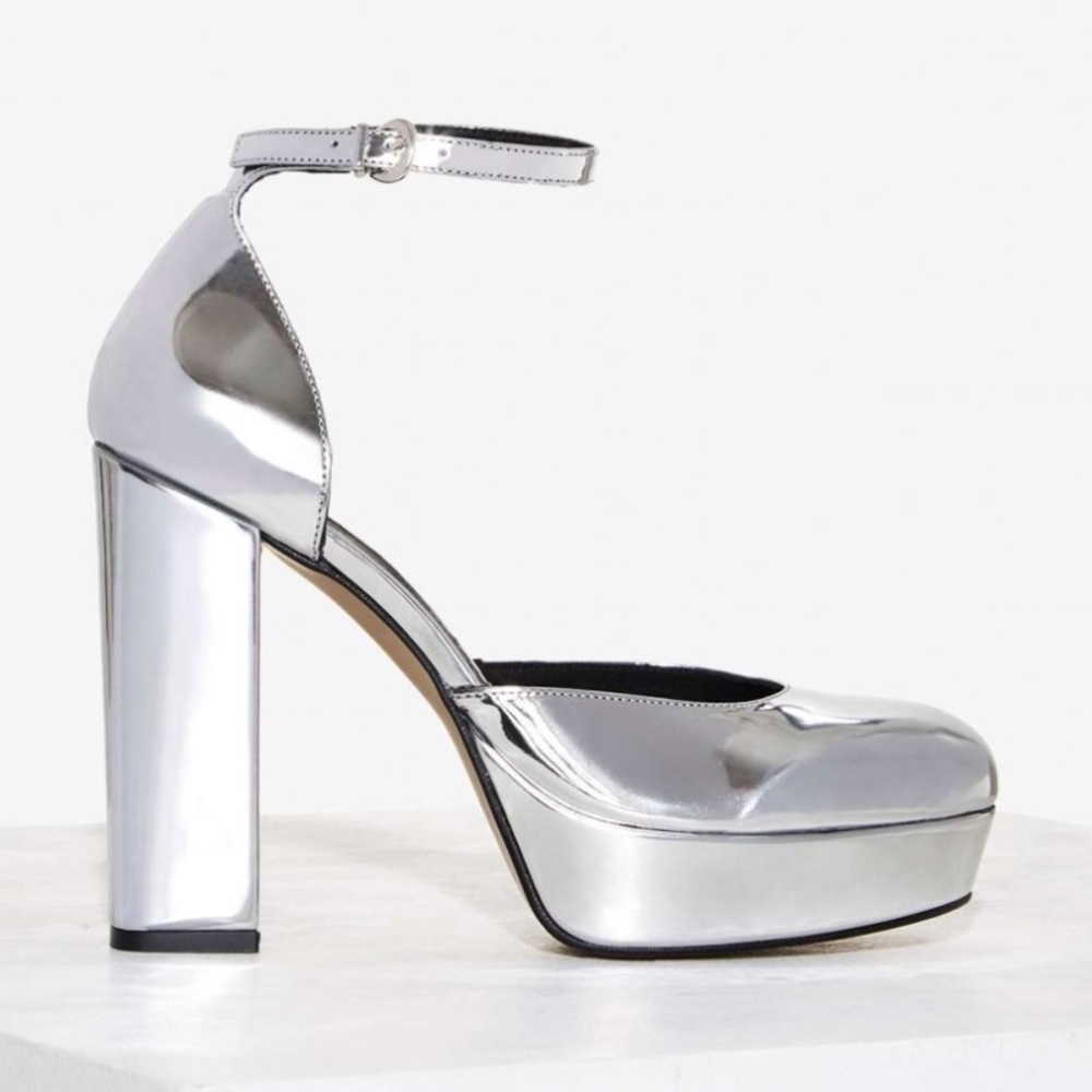 Shellys Metallic Platforms